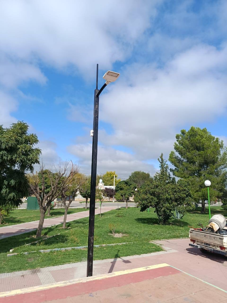 Imagen adicional de Punto WI FI en la Plaza